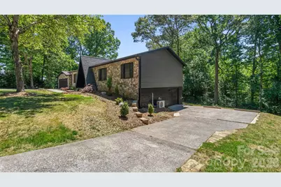 1161 Mountain Shadows Drive #58, Morganton, NC 28655 - Photo 5