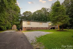 1276 Forest Ridge Rd, Bessemer City, NC 28016 - Photo 1