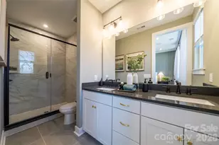 4032 Canvas Ct, Charlotte, NC 28205 - Photo 9