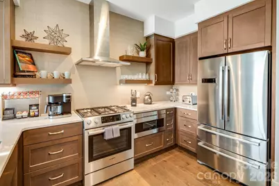 7 Patton Avenue #1006, Asheville, NC 28801 - Photo 5