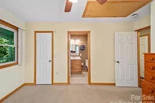 142 Wildflower Rd, Spruce Pine, NC 28777 - Photo 15