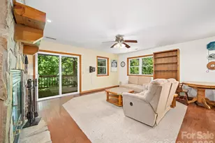 142 Wildflower Rd, Spruce Pine, NC 28777 - Photo 5