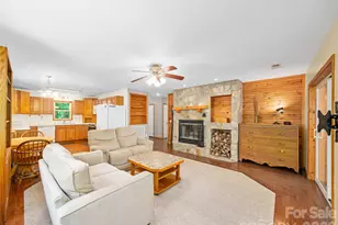 142 Wildflower Rd, Spruce Pine, NC 28777 - Photo 7