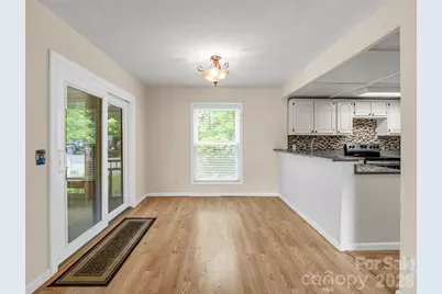 117 Willow Way, Hendersonville, NC 28739 - Photo 37