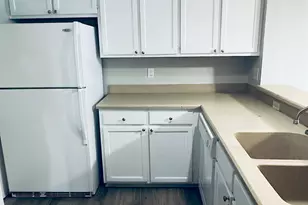 9039 J M Keynes Dr, Charlotte, NC 28262 - Photo 3