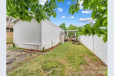 15 Spring Street, Candler, NC 28715 - Photo 5
