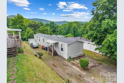 15 Spring Street, Candler, NC 28715 - Photo 1
