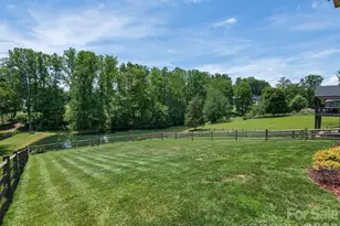 4 Farm Pond Ln, Candler, NC 28715 - Photo 21
