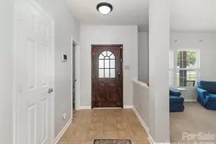 941 Capetown Ln, Clover, SC 29710 - Photo 3