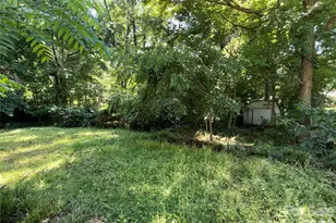 10100 Starwood Dr, Charlotte, NC 28215 - Photo 21