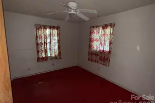 10100 Starwood Dr, Charlotte, NC 28215 - Photo 11