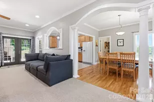 23 Moser Cir, Taylorsville, NC 28681 - Photo 7