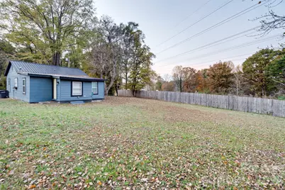 1327 11th Street, Statesville, NC 28677 - Photo 5