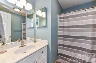 18557 Vineyard Point Ln, Cornelius, NC 28031 - Photo 25