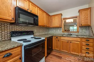 509 Carrington Pl, Arden, NC 28704 - Photo 5