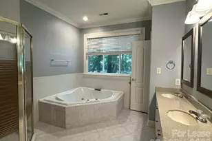 6629 Tuskan Dr, Charlotte, NC 28270 - Photo 17