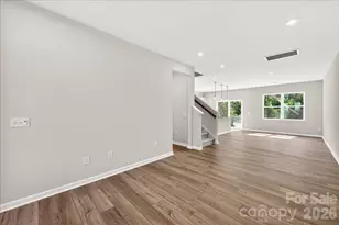 6049 Longar Ln, Charlotte, NC 28269 - Photo 7