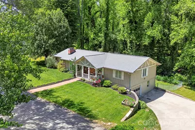 711 Oak Terrace Lane, Hendersonville, NC 28791 - Photo 3