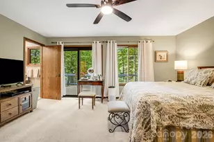 36 Foxglove Rd, Hendersonville, NC 28739 - Photo 23