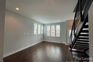 338 Helix Wy, Charlotte, NC 28203 - Photo 3