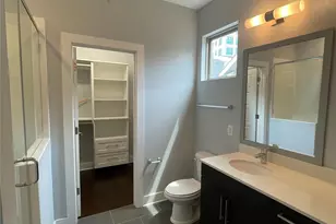 338 Helix Wy, Charlotte, NC 28203 - Photo 7