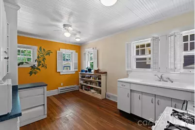111 Norwood Avenue, Asheville, NC 28804 - Photo 9
