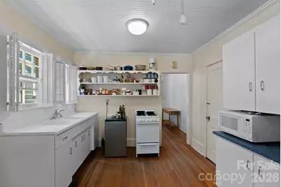 111 Norwood Avenue, Asheville, NC 28804 - Photo 11