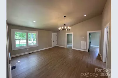358 N Green River Road, Gaffney, SC 29341 - Photo 17