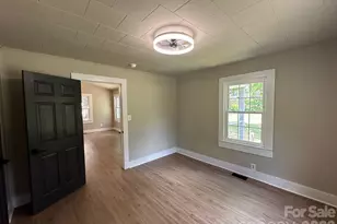 358 N Green River Rd, Gaffney, SC 29341 - Photo 23