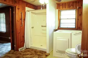 905 S 10th St, Bessemer City, NC 28016 - Photo 25