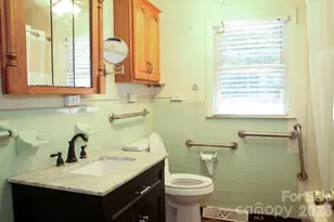 905 S 10th St, Bessemer City, NC 28016 - Photo 17