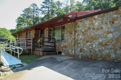 905 S 10th Street, Bessemer City, NC 28016 - Photo 11