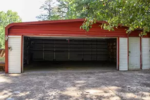 905 S 10th St, Bessemer City, NC 28016 - Photo 3
