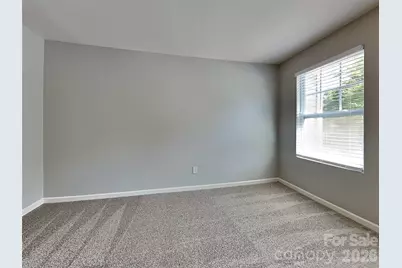 9425 Hartington Place, Charlotte, NC 28269 - Photo 15