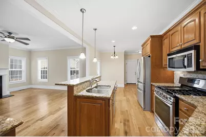 3210 Kelsey Plaza, Kannapolis, NC 28081 - Photo 7