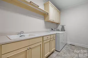 1055 Catawba Greens Dr, Newton, NC 28658 - Photo 31