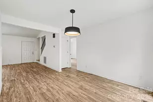 8129 Park Vista Cir, Charlotte, NC 28226 - Photo 23
