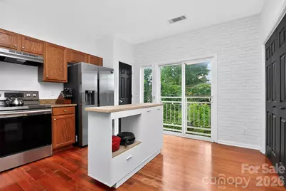 3909 Picasso Court, Charlotte, NC 28205 - Photo 7