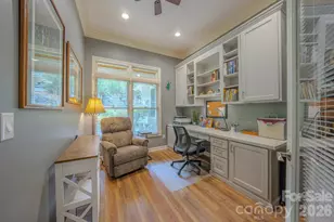 329 Mountain Crest Dr, Hendersonville, NC 28739 - Photo 13