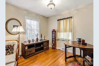 28 Canterbury Road, Asheville, NC 28805 - Photo 7