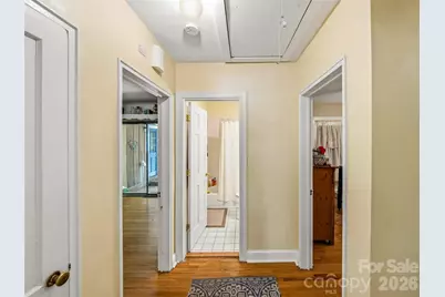28 Canterbury Road, Asheville, NC 28805 - Photo 17
