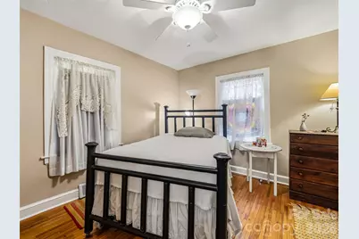 28 Canterbury Road, Asheville, NC 28805 - Photo 15