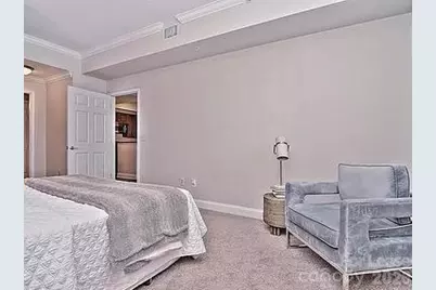 300 W 5th Street, Charlotte, NC 28202 - Photo 11