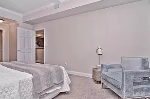 300 W 5th St, Charlotte, NC 28202 - Photo 11