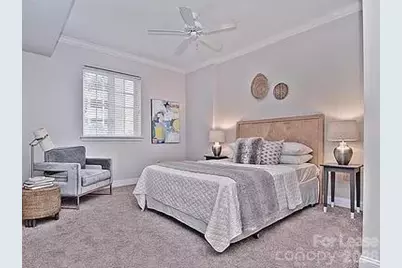 300 W 5th Street, Charlotte, NC 28202 - Photo 9