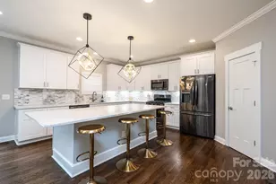 3075 Jamestown Dr, Gastonia, NC 28054 - Photo 9