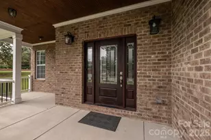 3075 Jamestown Dr, Gastonia, NC 28054 - Photo 3