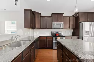 427 Inlet Pl Dr, Winston Salem, NC 27127 - Photo 5