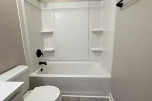 8207 Belmont Stables Dr, Charlotte, NC 28216 - Photo 23