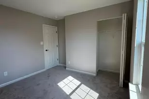 8207 Belmont Stables Dr, Charlotte, NC 28216 - Photo 25